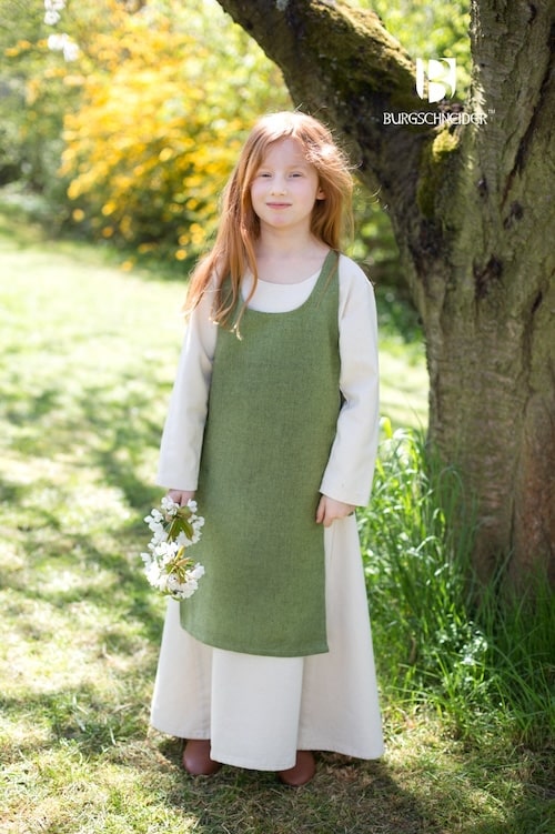 Mittelalter Gewandung aus Baumwolle in rot und schwarz bei LARP Fashion