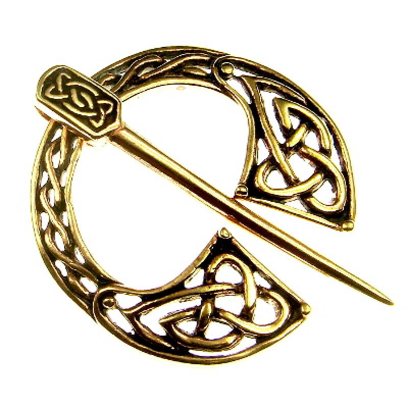 The medieval fibula as jewelry of the Vikings