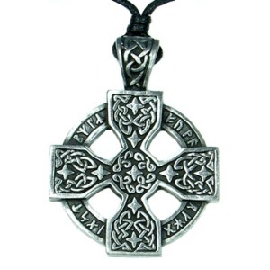 Buy medieval jewelery online at LARP Fashion