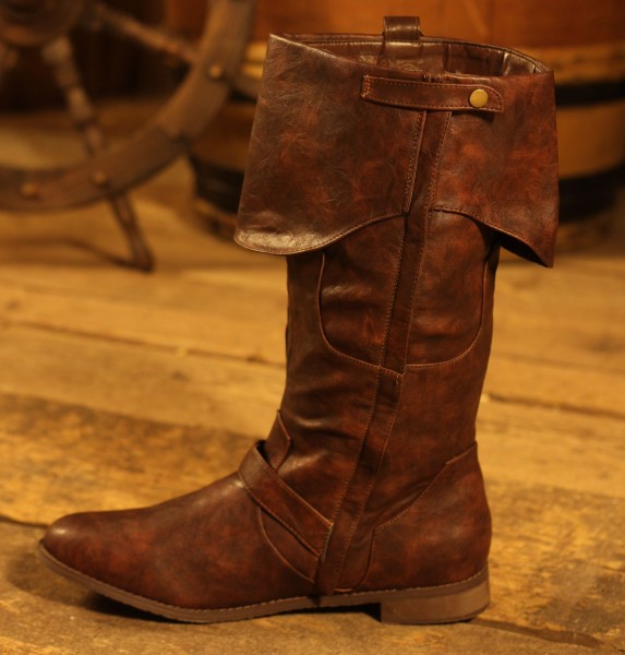 Brown Pirate Boots order online with larpfashion.co.uk
