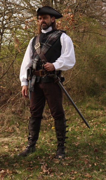 Highlander Outfit Jamie Fraser order online with larp-fashion.co.uk