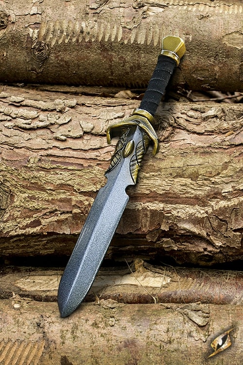Daggers and knives at larp-fashion.co.uk