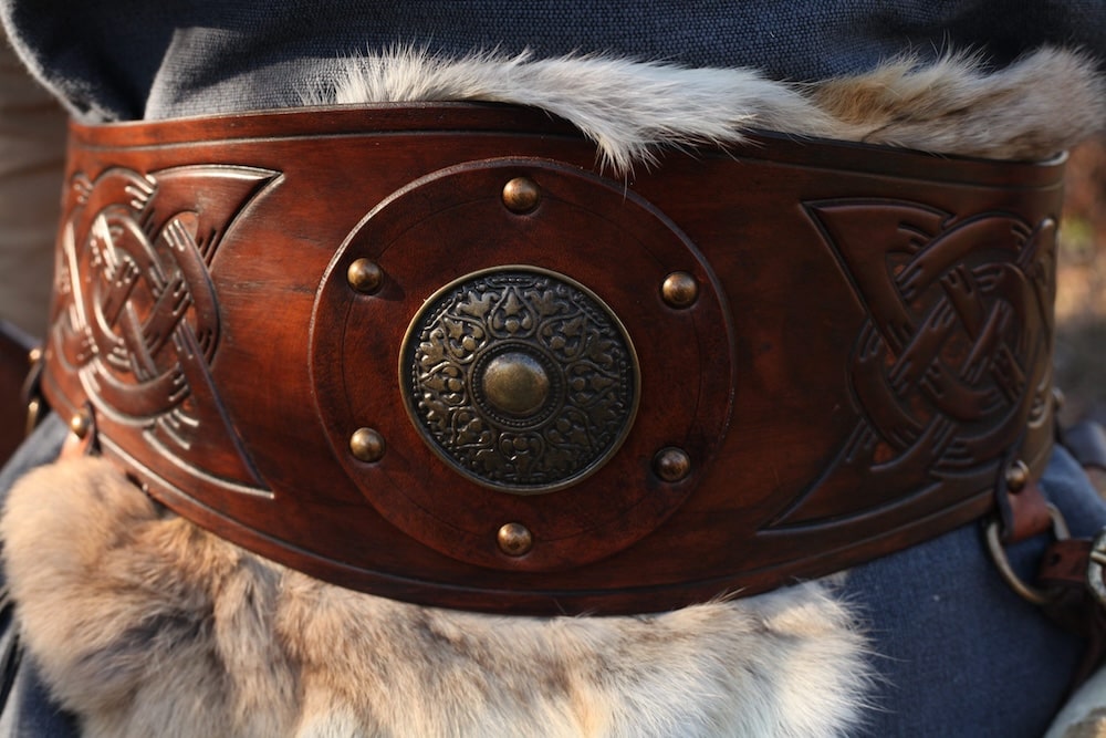 Leder Gürtel aus dem Mittelalter mit Beschlag