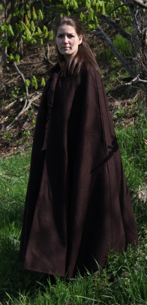 Woolen cloak order online with larp-fashion.co.uk