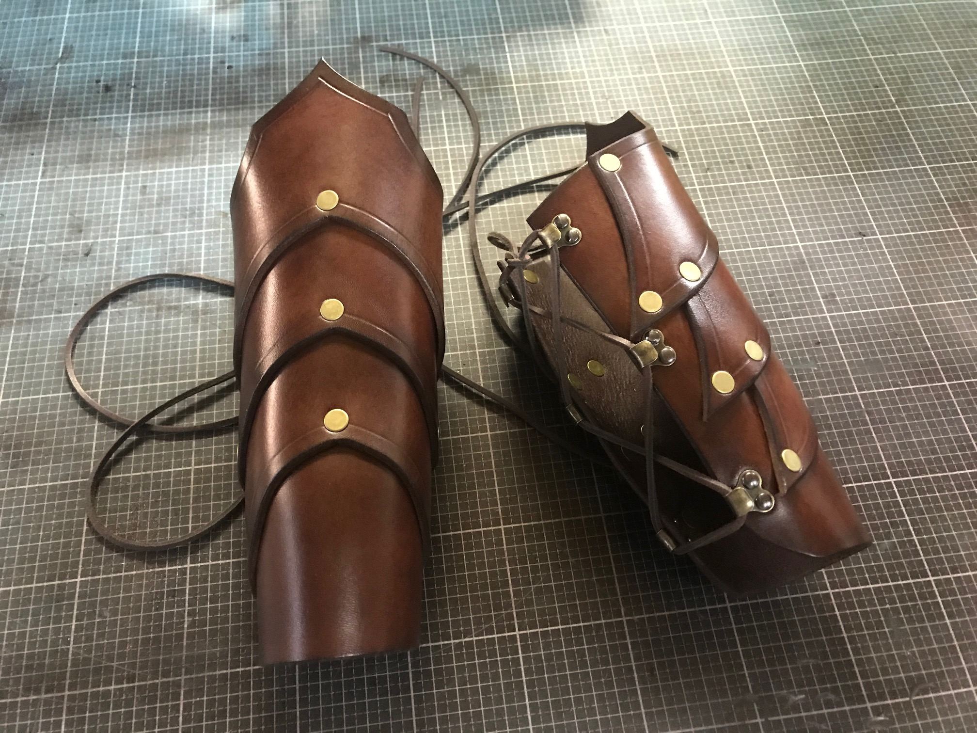 Brassards Médiévaux En Cuir PU - Style Viking/Renaissance, Réglables - Pour Cosplay, LARP, Halloween - Paire De 2