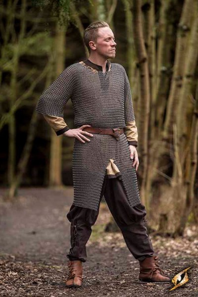 Authentic Chainmail Ragnar Armour order online with larp-fashion.co.uk