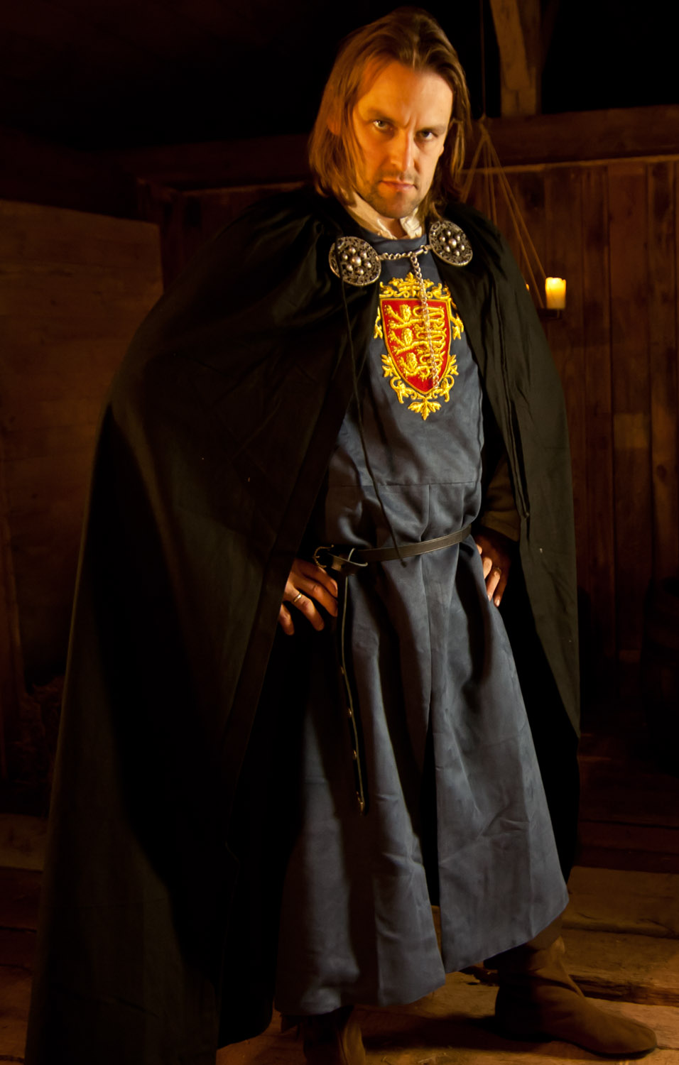 Cape mit Kettenschließe online bestellen bei larpfashion.de