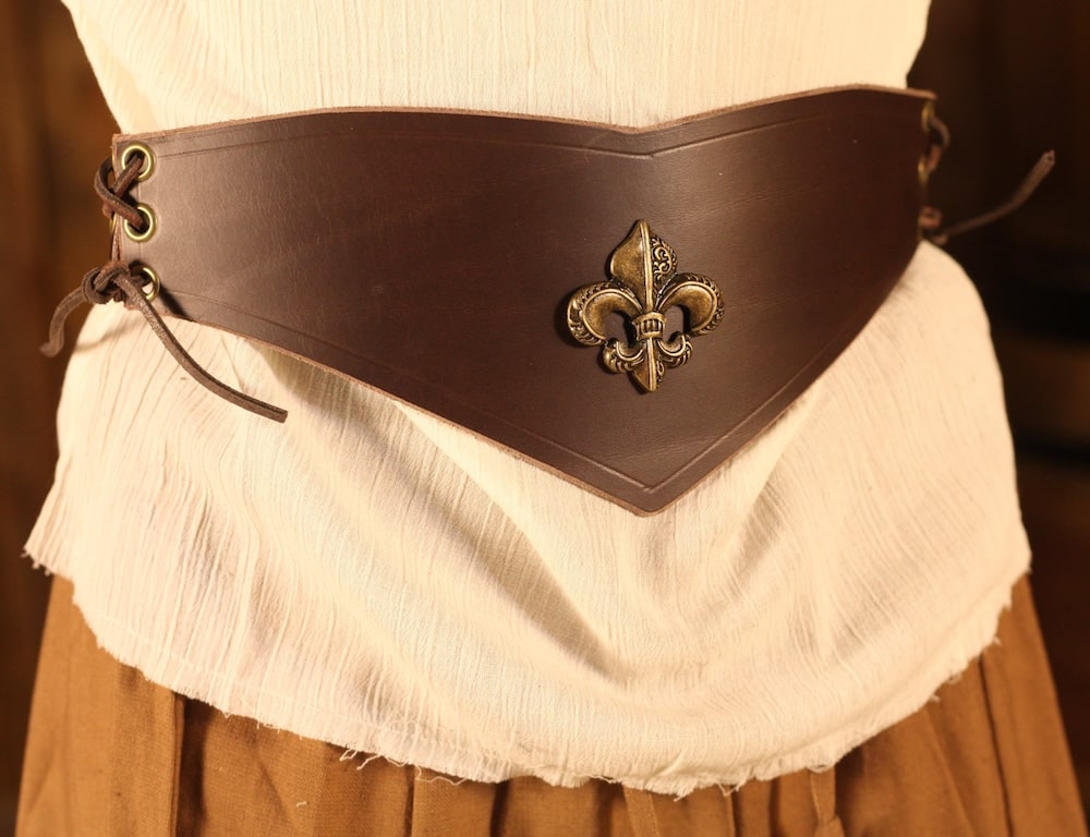 Wikinger Gürtel für Damen - Ledergürtel Mittelalter Damen
